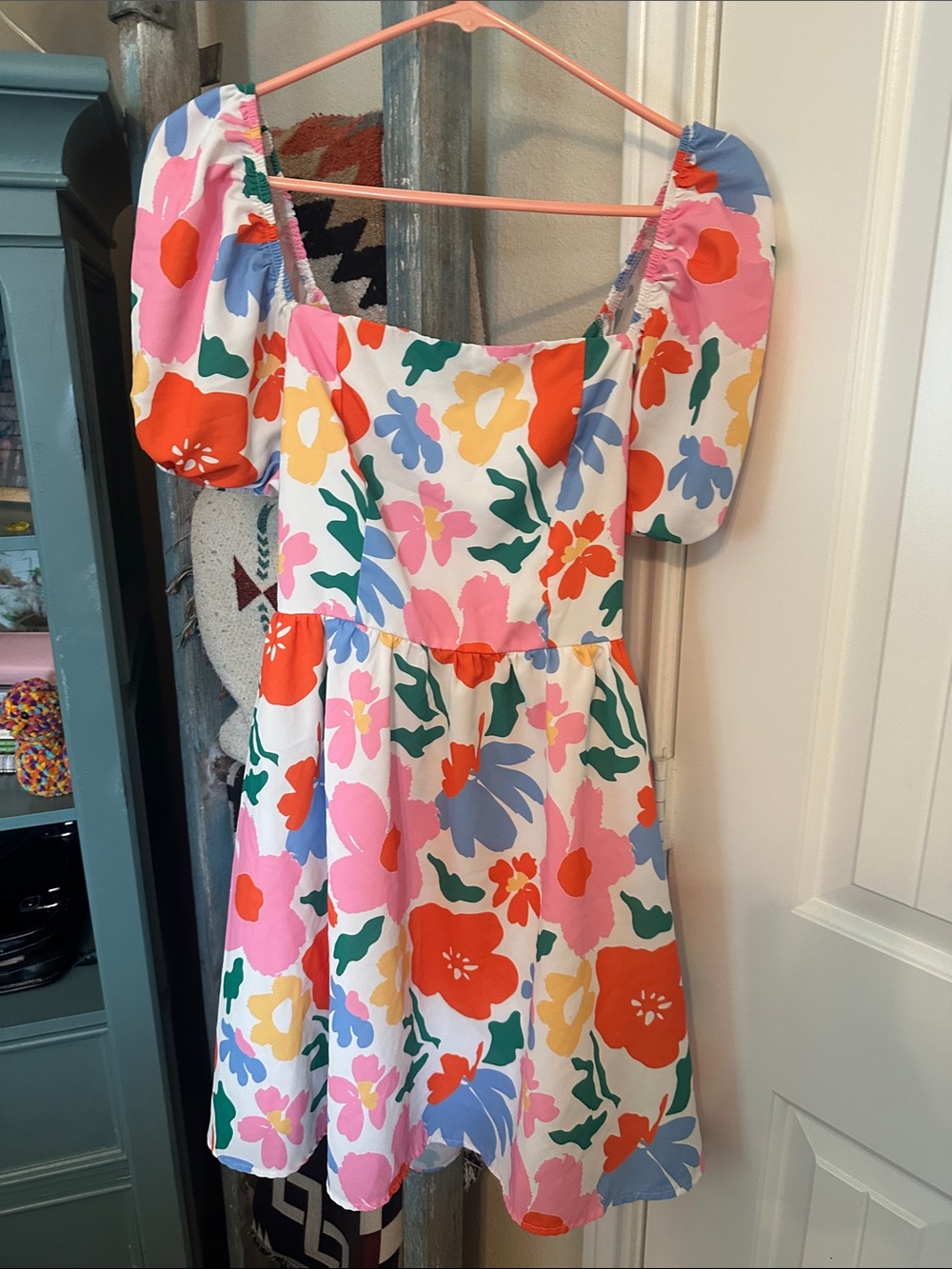 Woman’s  Floral Puff-Sleeve Dress in Multi